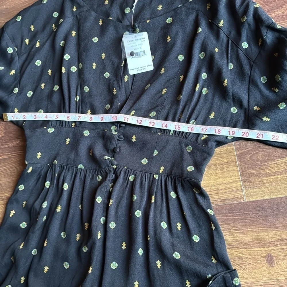 🌿END of SEASON SALE🌿FREE PEOPLE Black Comb Romper Size Medium